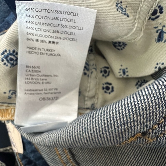 ANTHROPOLOGIE Pilcro The Annie Wide Leg Ultra High Rise Paint Splatter Jeans 28 - Picture 8 of 13